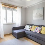 Lovelystay - Charming Marques Flat *