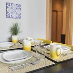 Lovelystay - Charming Marques Flat *