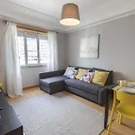 Lovelystay - Charming Marques Flat *