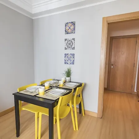 Apartment Lovelystay - Charming Marques Flat Lissabon