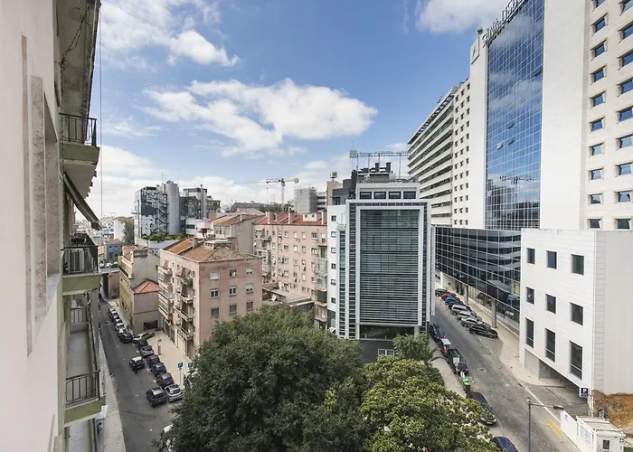 Lovelystay - Charming Marques Flat Apartment