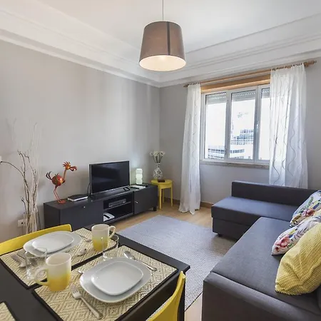 Lovelystay - Charming Marques Flat * Lisbon