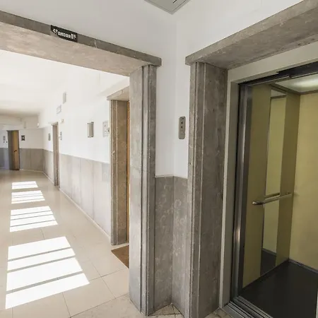 Lovelystay - Charming Marques Flat * Lisbon